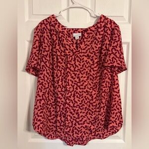 Liz Claiborne 1X Blouse Pink Burgundy Geometric V-Neck Pleated Short Sleeve Top